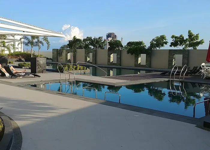 Mactan Newtown Seaview At One Pacific Apartment *